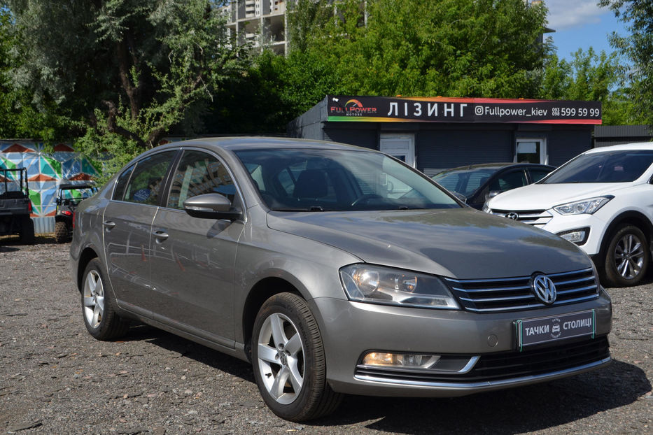 Продам Volkswagen Passat B7 2012 года в Киеве