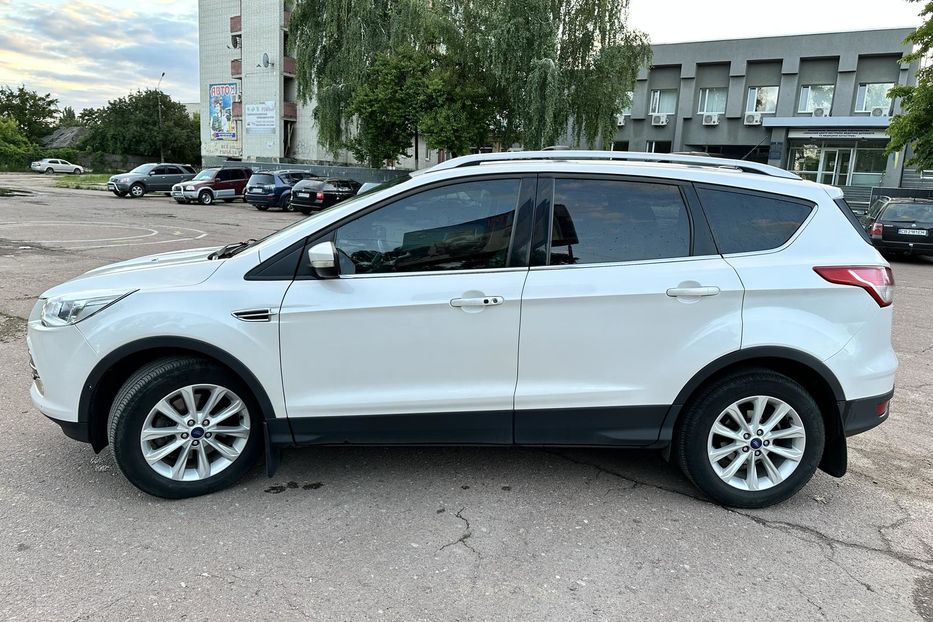 Продам Ford Escape Titanium  2014 года в Чернигове