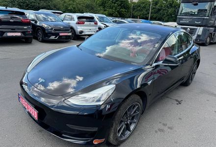 Продам Tesla Model 3 MR RWD 2018 года в Луцке