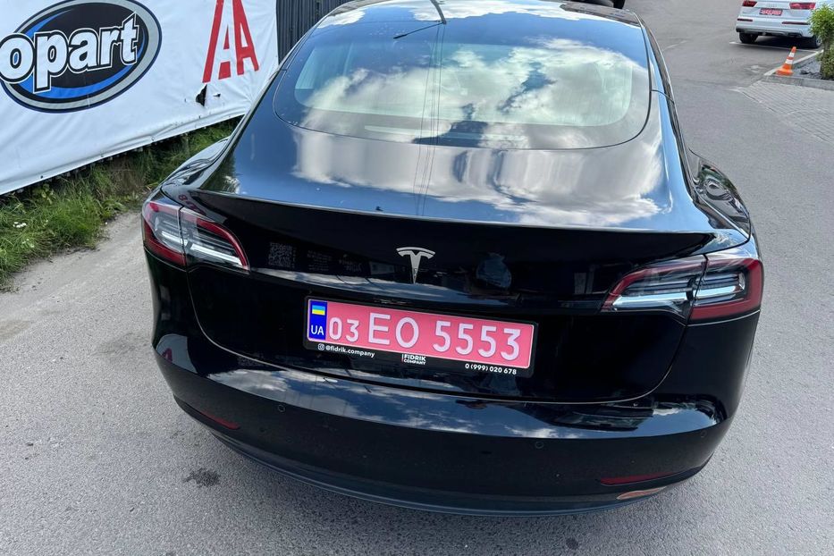 Продам Tesla Model 3 MR RWD 2018 года в Луцке