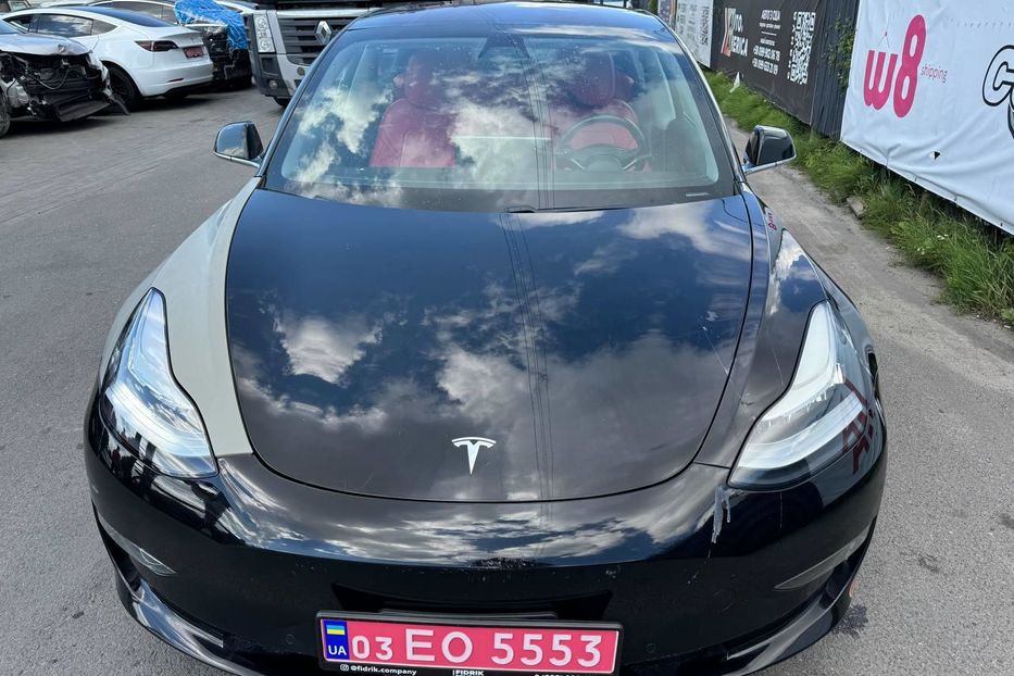 Продам Tesla Model 3 MR RWD 2018 года в Луцке