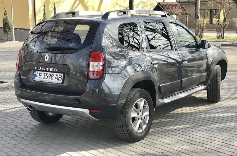 Продам Renault Duster 2017 года в Киеве