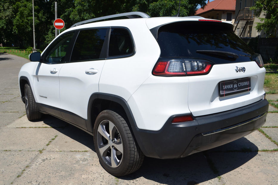 Продам Jeep Cherokee 2018 года в Киеве