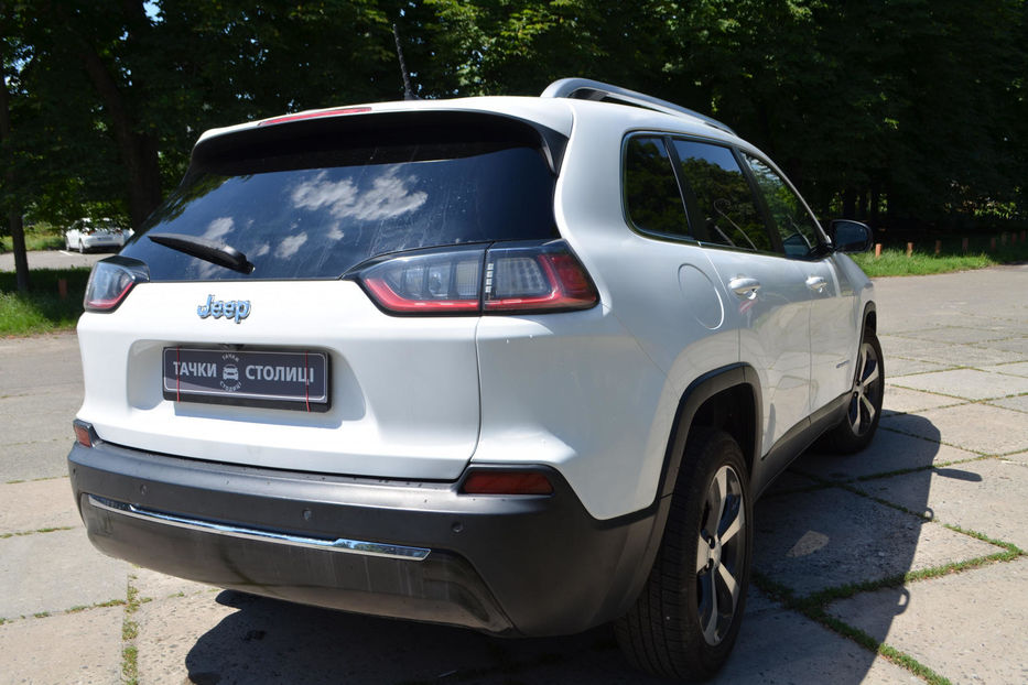 Продам Jeep Cherokee 2018 года в Киеве