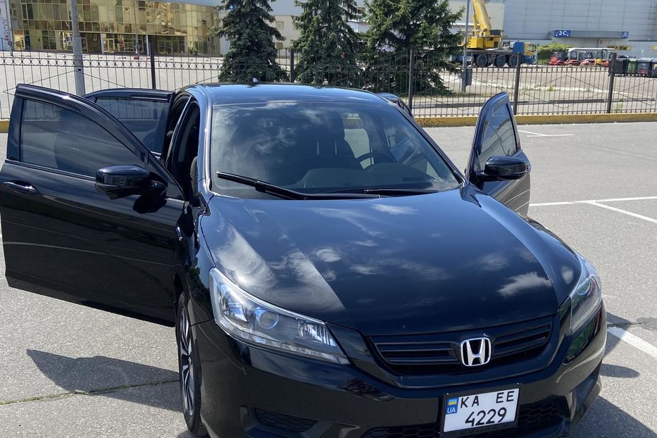 Продам Honda Accord 2015 года в Киеве