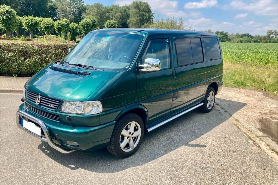 Продам Volkswagen T4 (Transporter) пасс. 2002 года в Киеве