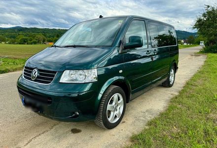 Продам Volkswagen T5 (Transporter) пасс. 2006 года в Киеве