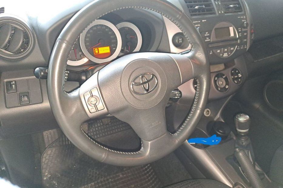 Продам Toyota Rav 4 2006 года в Киеве