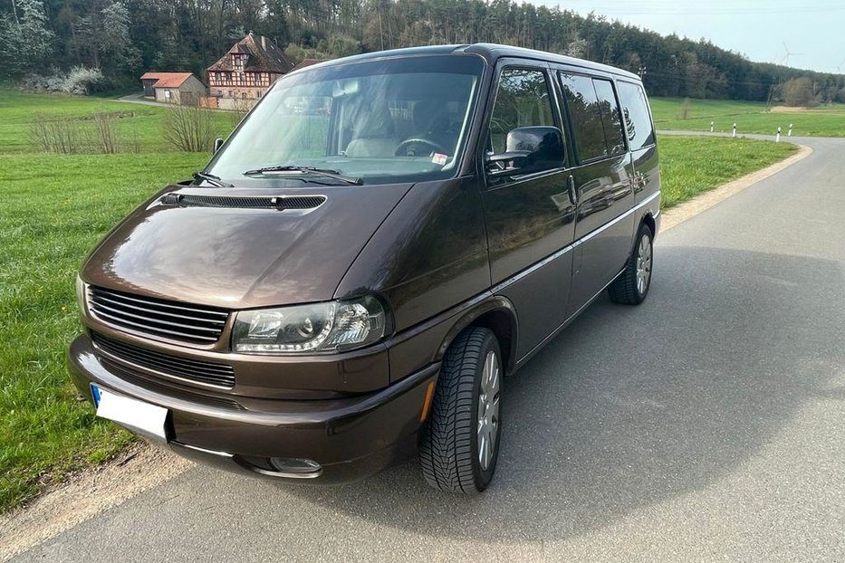 Продам Volkswagen T4 (Transporter) пасс. 2003 года в Киеве