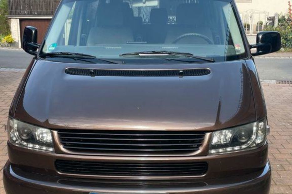 Продам Volkswagen T4 (Transporter) пасс. 2003 года в Киеве