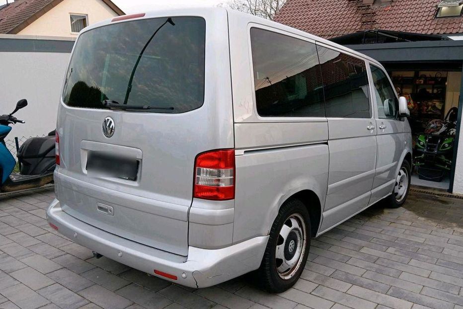 Продам Volkswagen T5 (Transporter) пасс. 2007 года в Киеве