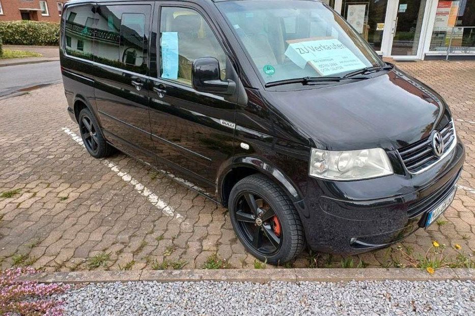 Продам Volkswagen T5 (Transporter) пасс. 2008 года в Киеве