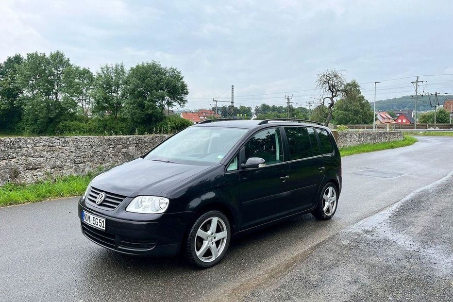 Продам Volkswagen Touran 2007 года в Киеве