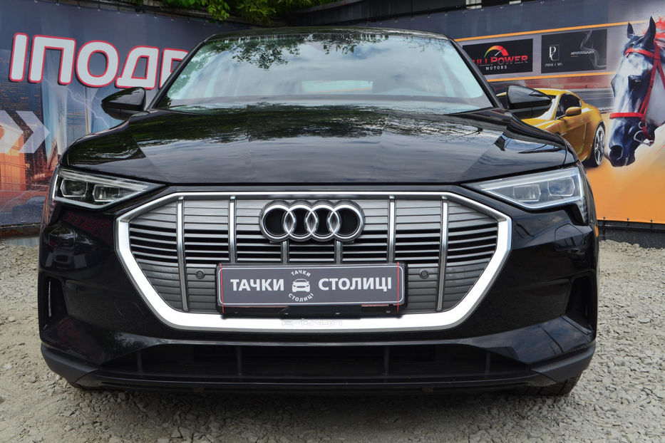 Продам Audi E-Tron 2019 года в Киеве