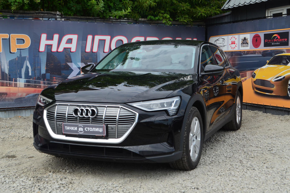 Продам Audi E-Tron 2019 года в Киеве