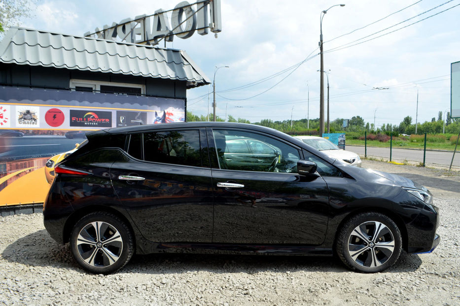 Продам Nissan Leaf 2019 года в Киеве