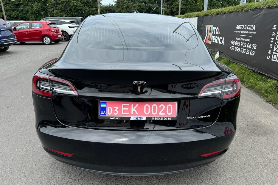 Продам Tesla Model 3 Long Range, Dual Motor 2018 года в Луцке