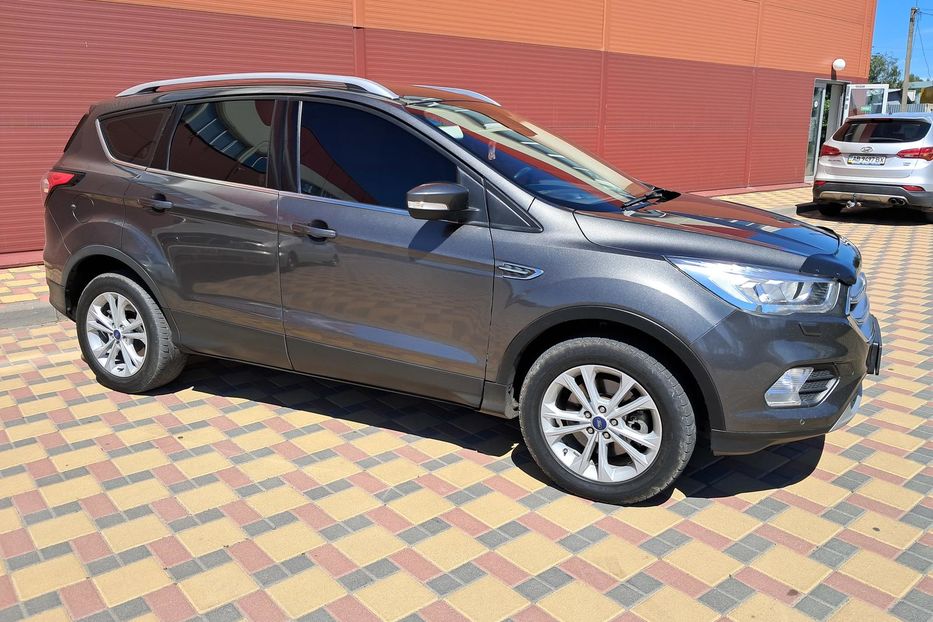 Продам Ford Kuga WINNER AWD 2020 года в г. Гайсин, Винницкая область