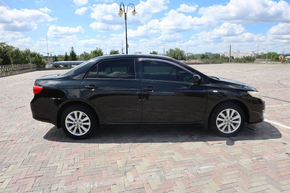 Продам Toyota Corolla Base 2008 года в Харькове