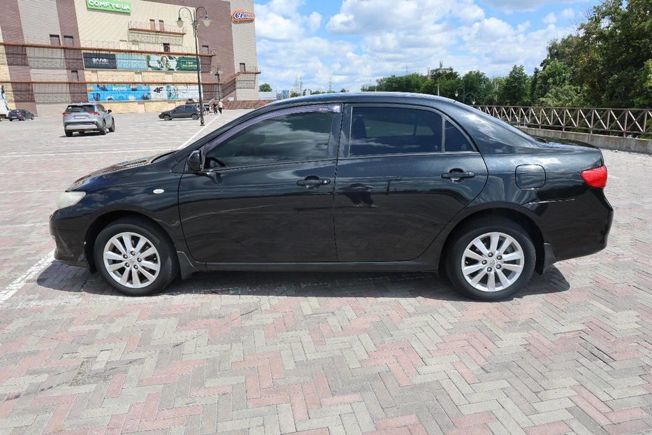 Продам Toyota Corolla Base 2008 года в Харькове