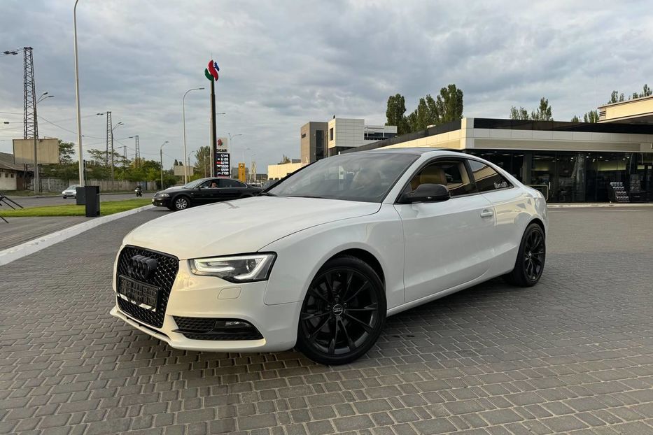 Продам Audi A5 2013 года в Одессе