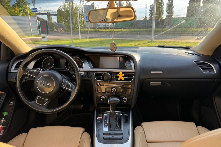 Продам Audi A5 2013 года в Одессе