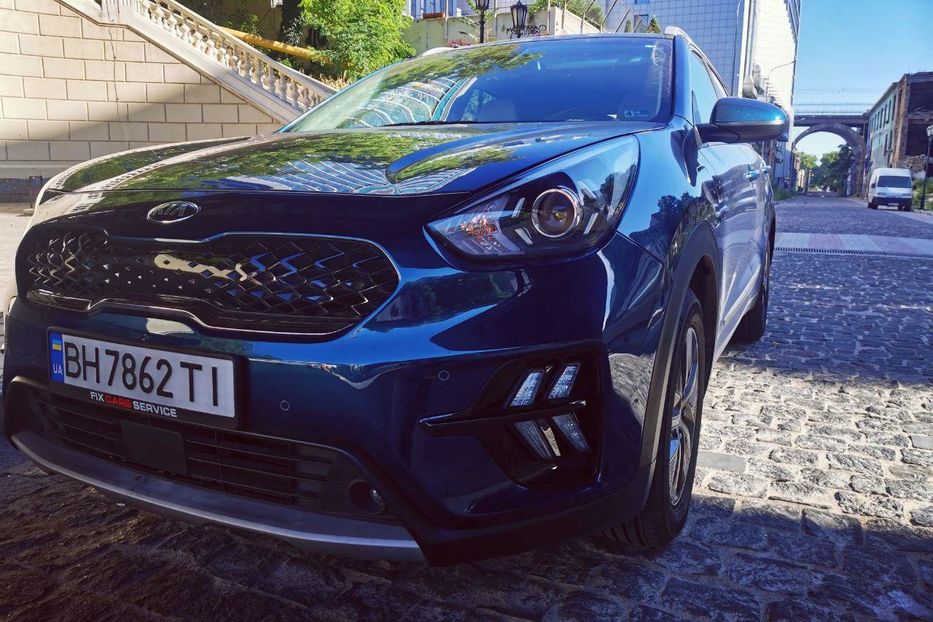 Продам Kia Niro LXS 2022 года в Одессе