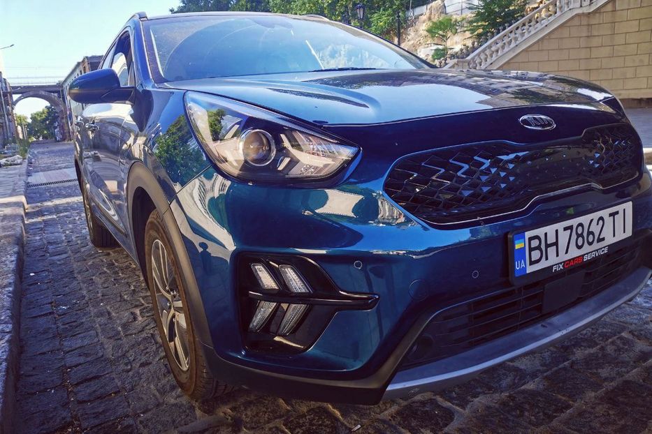 Продам Kia Niro LXS 2022 года в Одессе