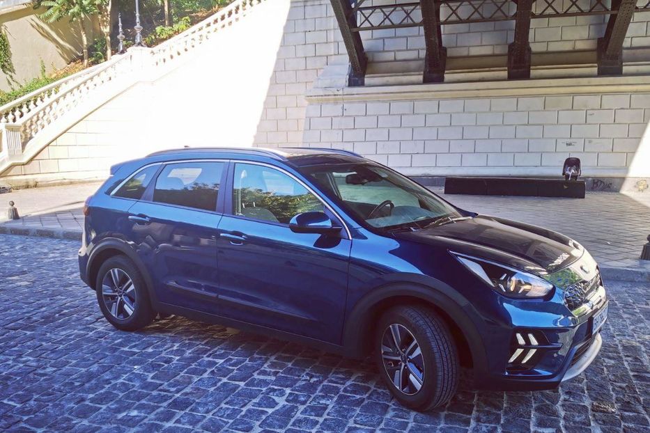 Продам Kia Niro LXS 2022 года в Одессе