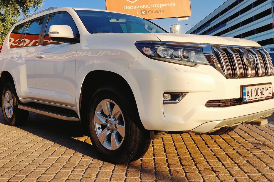 Продам Toyota Land Cruiser Prado 2020 года в Киеве