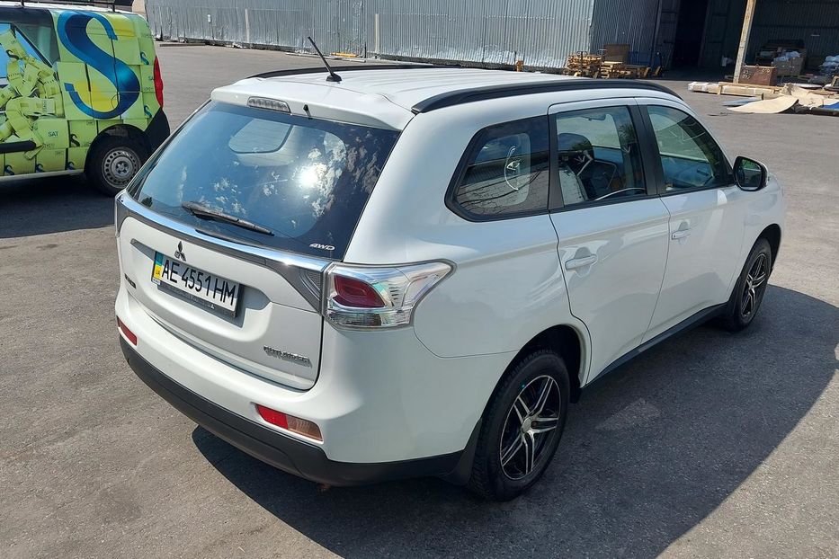 Продам Mitsubishi Outlander 2014 года в Днепре