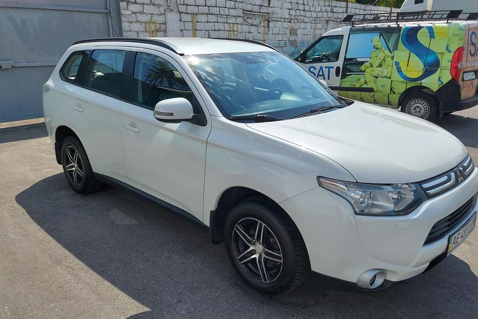 Продам Mitsubishi Outlander 2014 года в Днепре