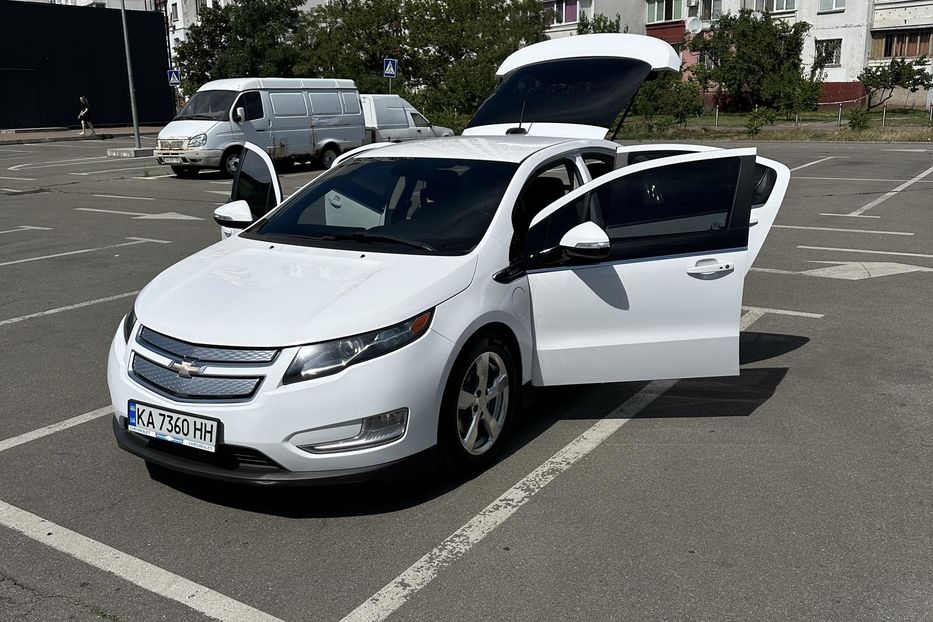 Продам Chevrolet Volt 2015 года в Киеве