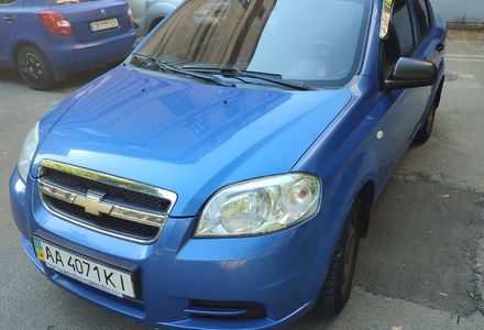 Продам Chevrolet Aveo База 2011 года в Киеве