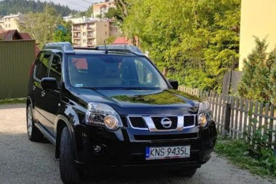 Продам Nissan X-Trail 2.0 TD 2013 года в г. Борисполь, Киевская область