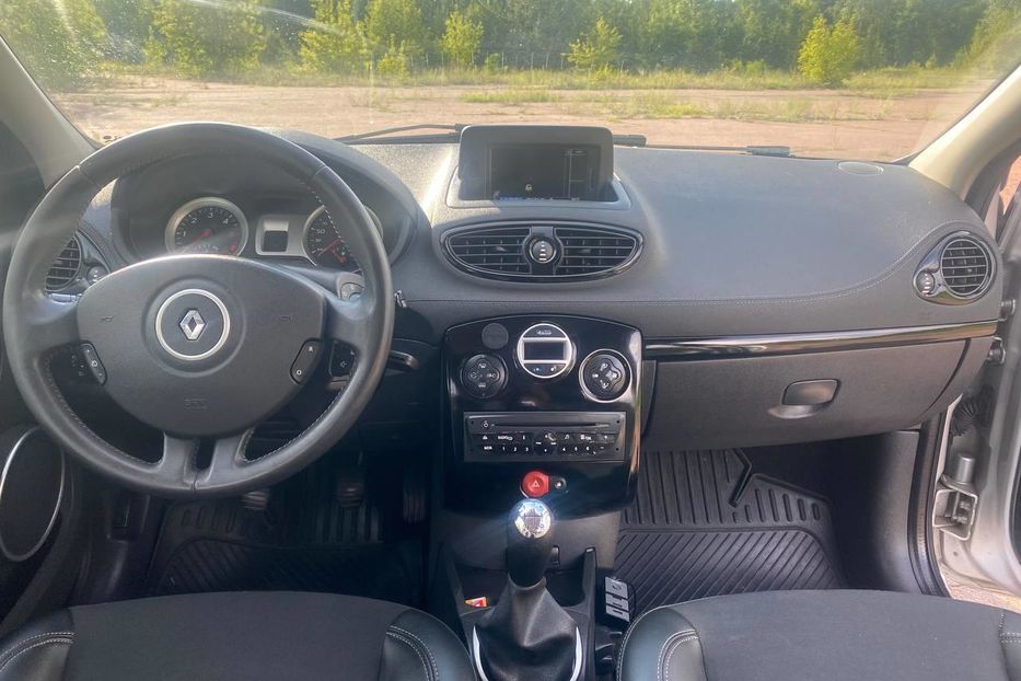 Продам Renault Clio 2012 года в Киеве