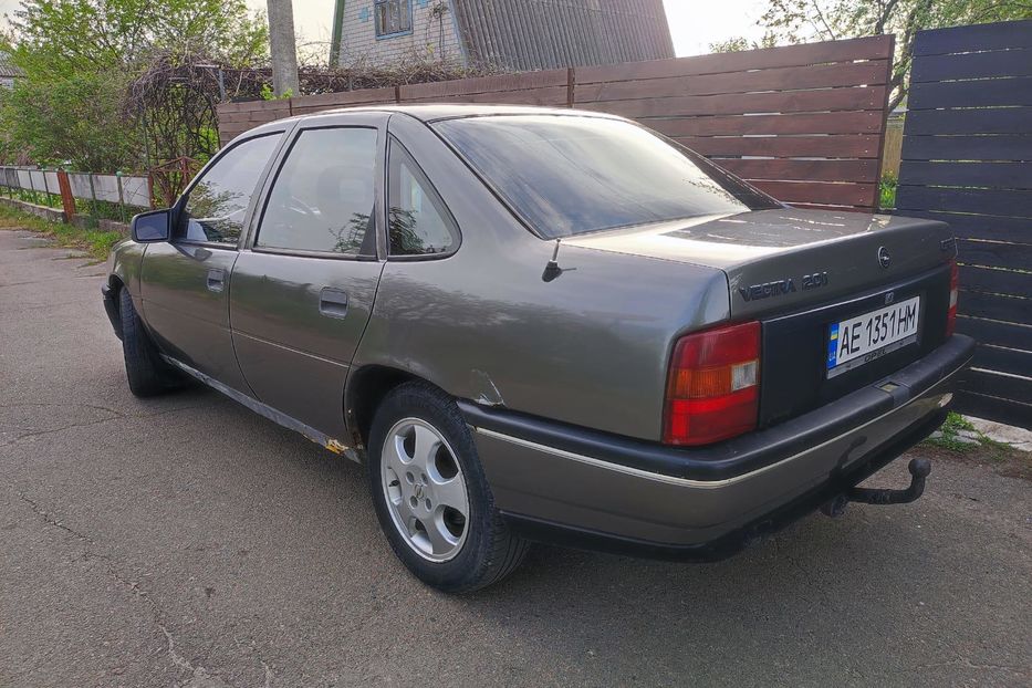 Продам Opel Vectra A 1989 года в г. Днепродзержинск, Днепропетровская область