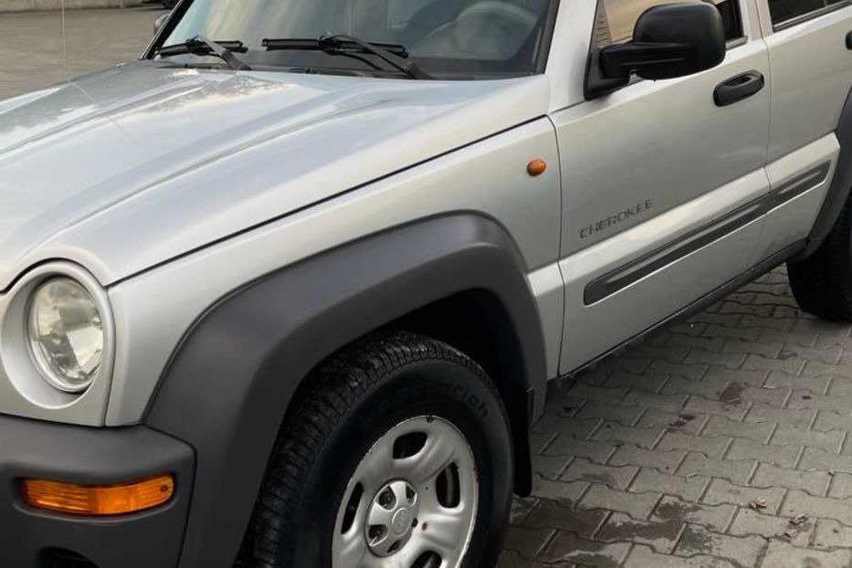 Продам Jeep Cherokee III покоління 2003 года в Львове