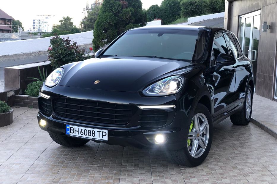 Продам Porsche Cayenne Рестайлинговая версия 2016 года в Одессе