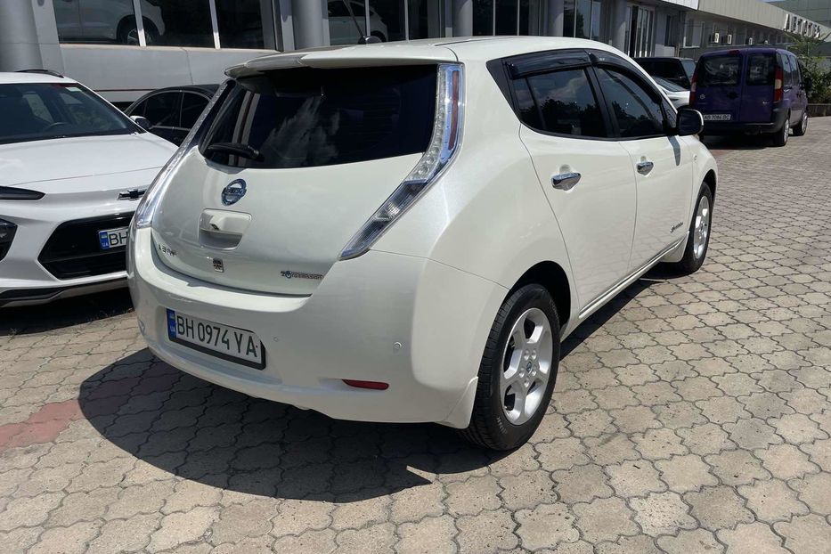 Продам Nissan Leaf 24 2012 года в Одессе