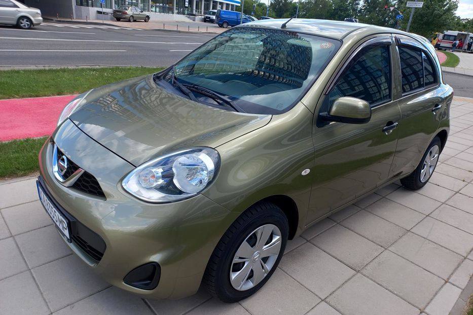 Продам Nissan Micra АКПП 2016 года в Киеве