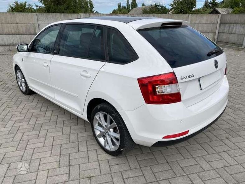 Продам Skoda Rapid 1.6 TD 2014 года в г. Ирпень, Киевская область