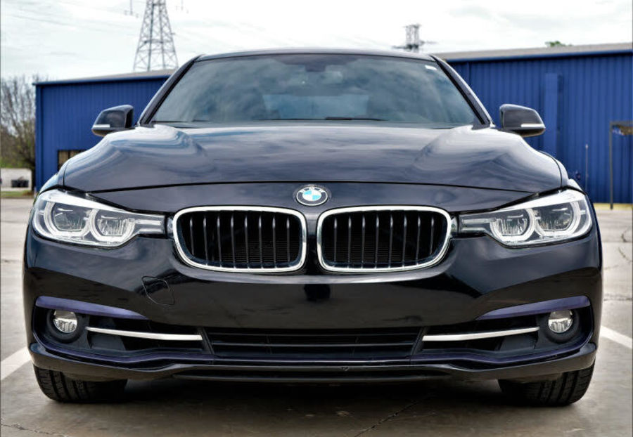 Продам BMW 330 2018 года в Львове