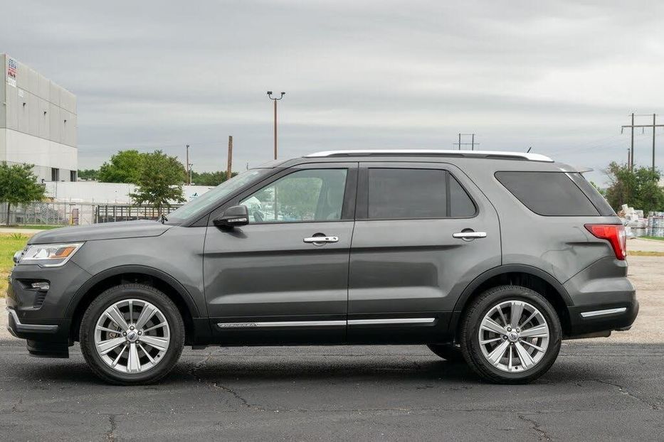 Продам Ford Explorer 2019 года в Львове