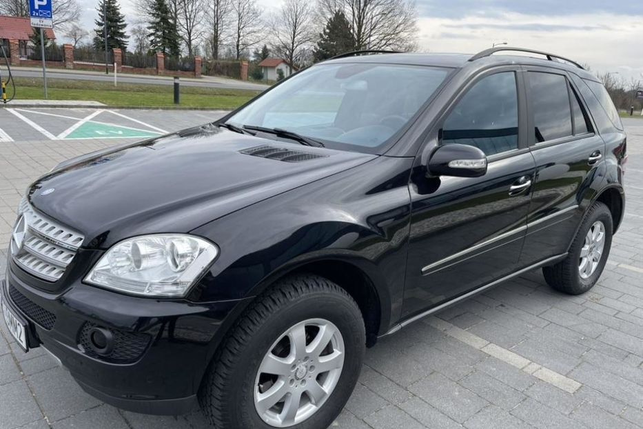 Продам Mercedes-Benz ML 300 2006 года в Харькове