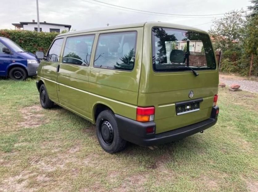 Продам Volkswagen T4 (Transporter) пасс. 2000 года в Киеве