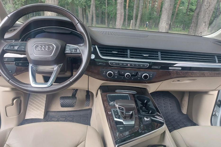 Продам Audi Q7 2019 года в Киеве