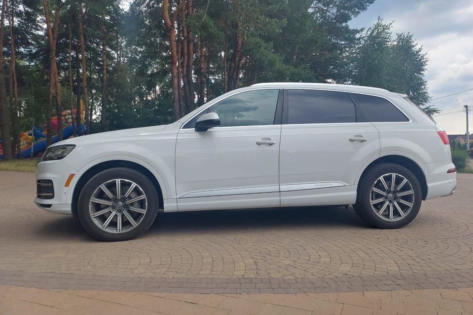 Продам Audi Q7 2019 года в Киеве