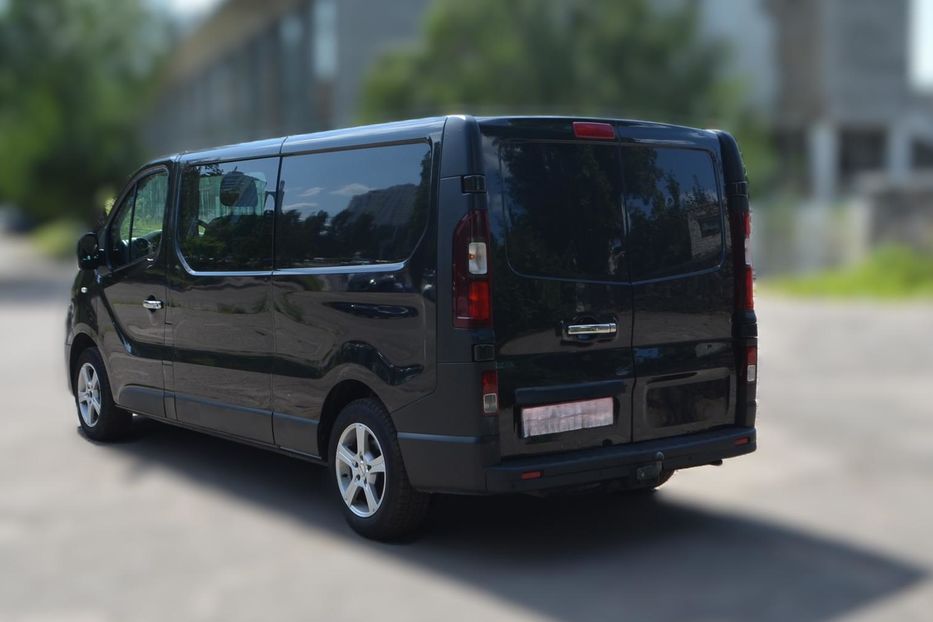 Продам Renault Trafic пасс. Вантажопасажирський 6 місць 2015 года в Киеве