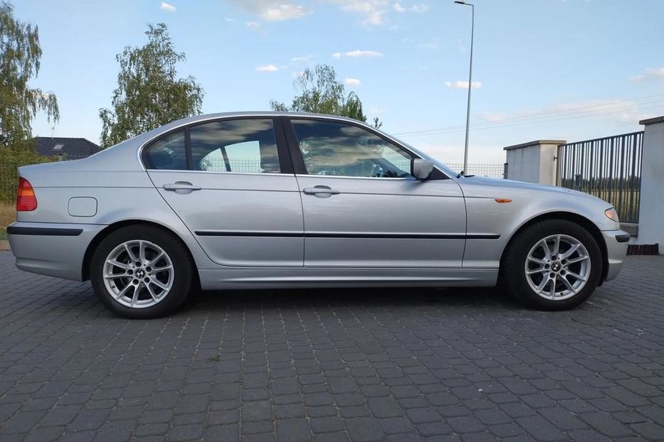 Продам BMW 320 2004 года в Днепре